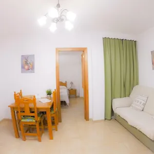 https://apartamentos-centurion.hotelsinnerja.org